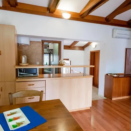 Apartman Pod Voltom *